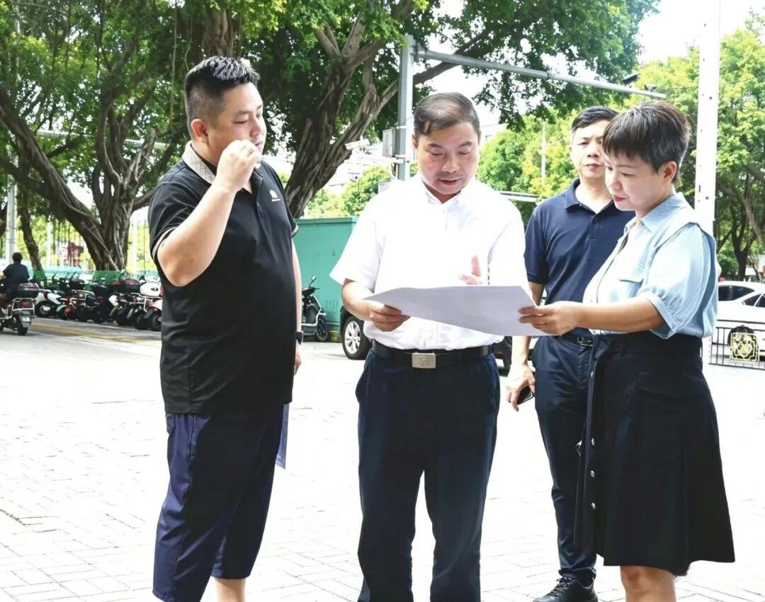 永利皇宫
政府主要领导调研检查防汛防台风工作