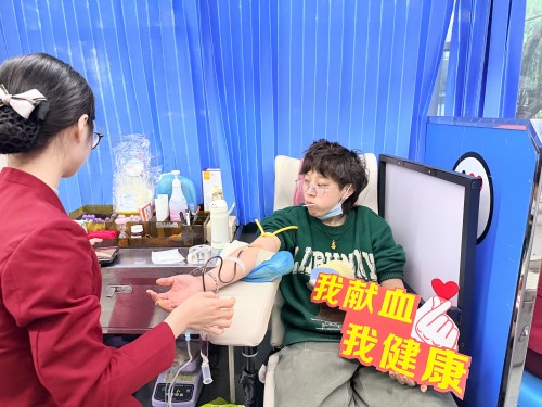 3月5日,温泉街道汤边社区:“学雷锋 献热血 暖人心”志愿服务活动2 永利皇宫