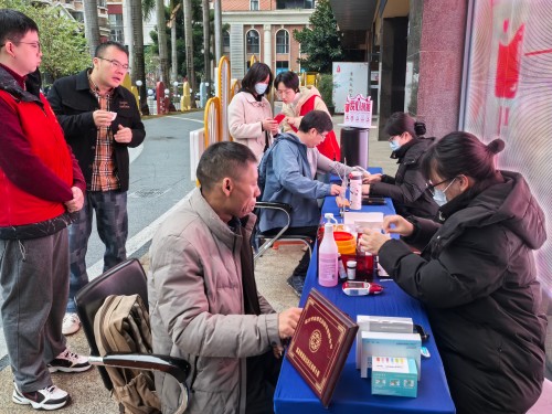 3月5日,温泉街道汤边社区:“学雷锋 献热血 暖人心”志愿服务活动5 永利皇宫